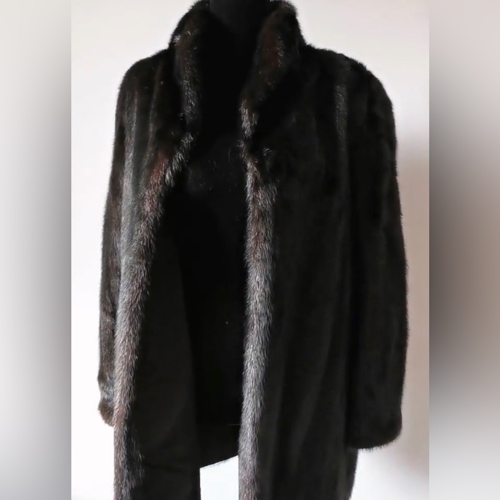 Vintage Saga Mink fur/ Outwear dark brown mink Coat/women size LG-XL (11)